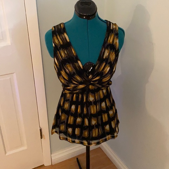 BCBG Max Azaria Silk Top- Size Small - Picture 1 of 6